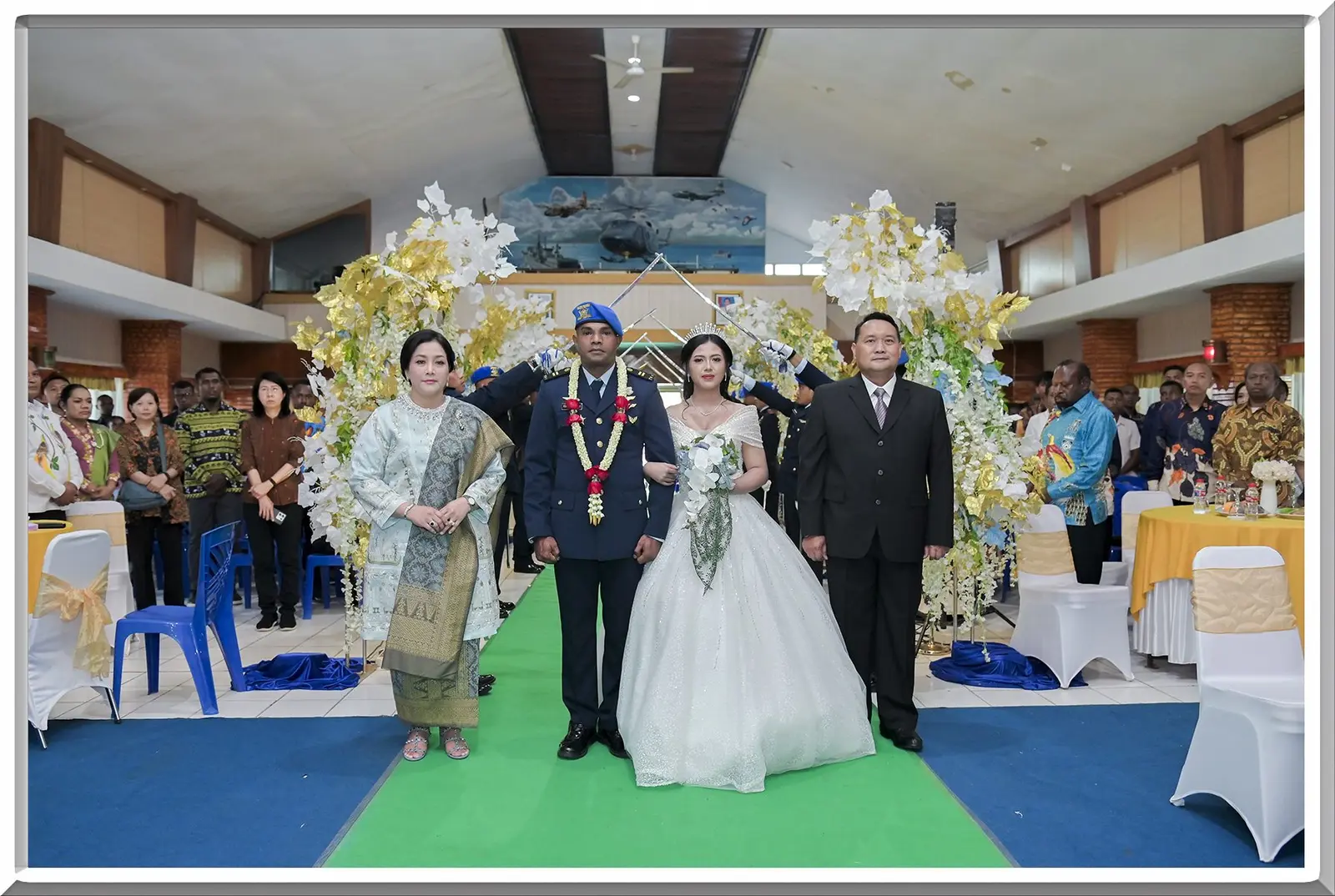 Fernando & Regin - Couple portrait — Wedding & Pre-Wedding Papua Kreatif