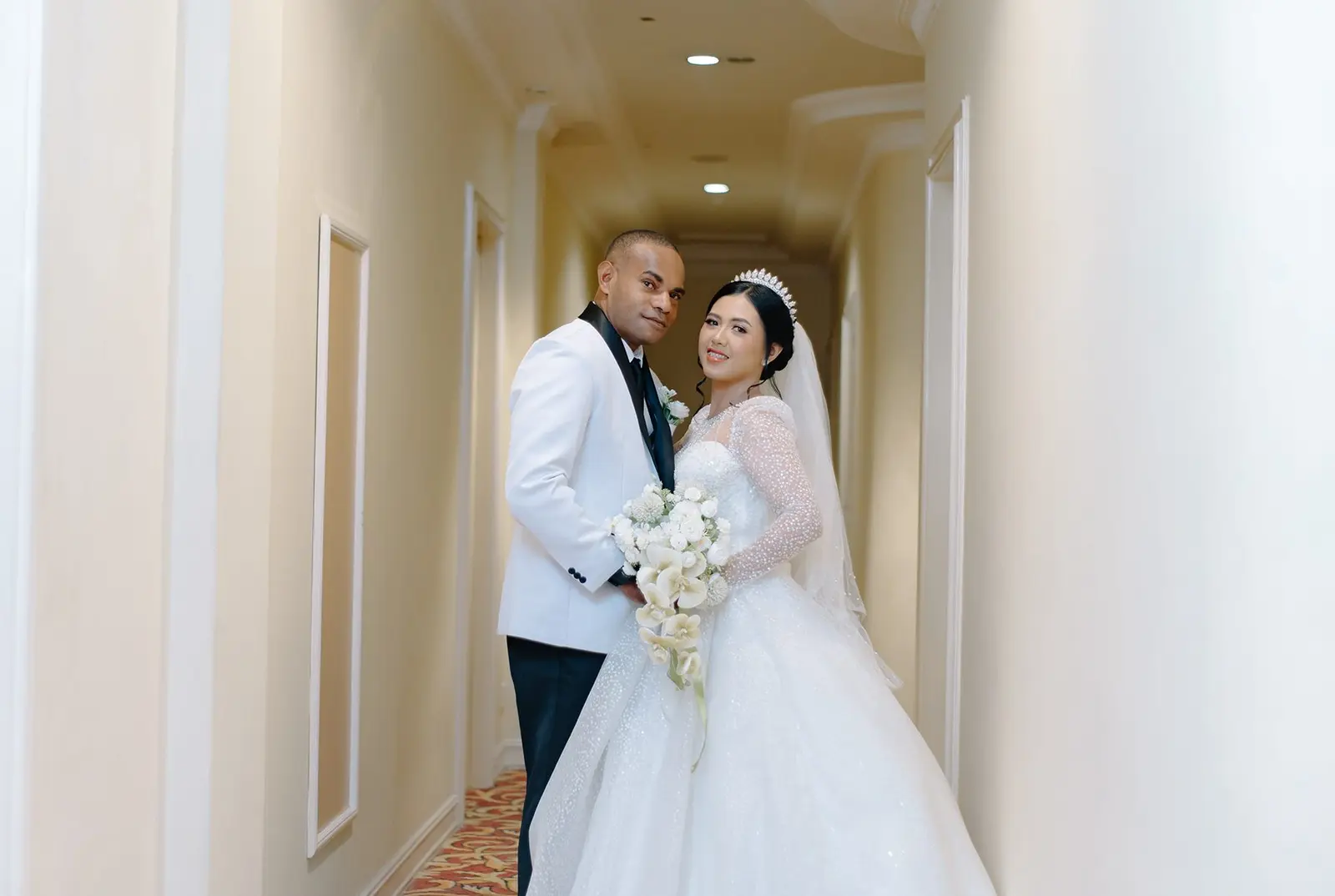 Fernando & Regin - Portrait — Wedding & Pre-Wedding Papua Kreatif